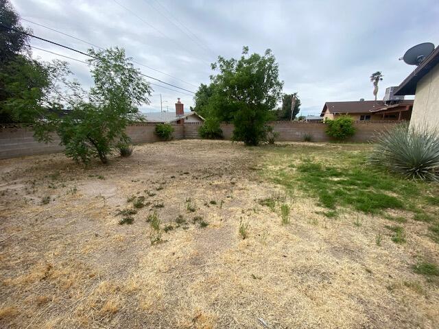44504 Watford Ave, Lancaster, CA 93535 - photo 11