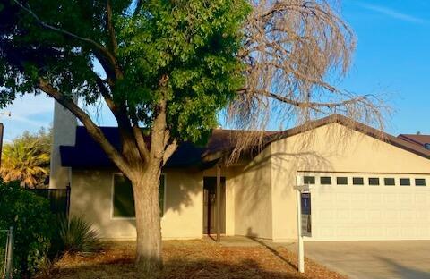 44504 Watford Ave, Lancaster, CA 93535 - photo 2
