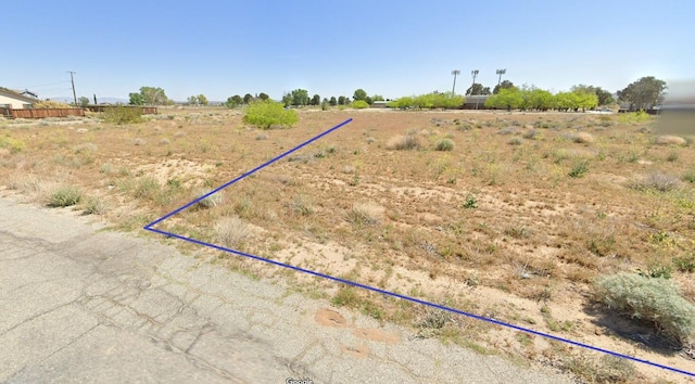 Listing photo 3 for 21080 94th St, California City CA 93505