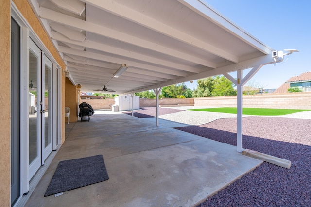 view of patio / terrace with grilling area and ceiling fan