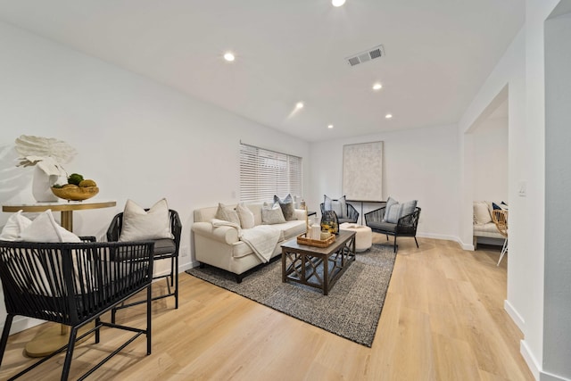 11946 Aneta St, Culver City, CA 90230 - living room featuring light wood-style flooring, baseboards, visible vents, and recessed lighting