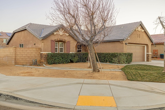 view of front of house featuring a garage