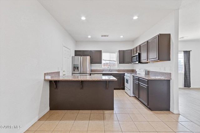 9212 S Loop Blvd, California City, CA 93505 - photo 5