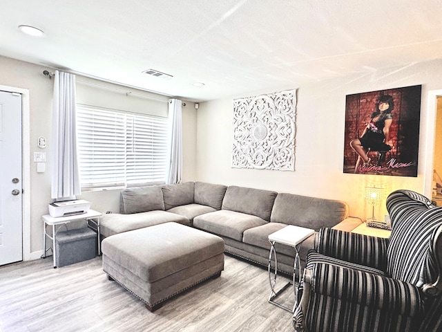 43744 Beech Ave, Lancaster, CA 93534 - living area featuring light wood-type flooring and recessed lighting