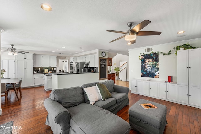 28344 Maxine Ln, Santa Clarita, CA 91350 - photo 18