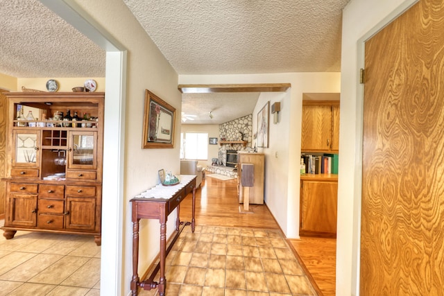 29948 Greenwater Dr, Tehachapi, CA 93561 - hall with a textured ceiling