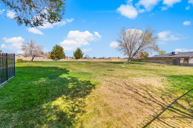 2823 W W Ave Unit J4, Lancaster, CA 93536 - view of yard