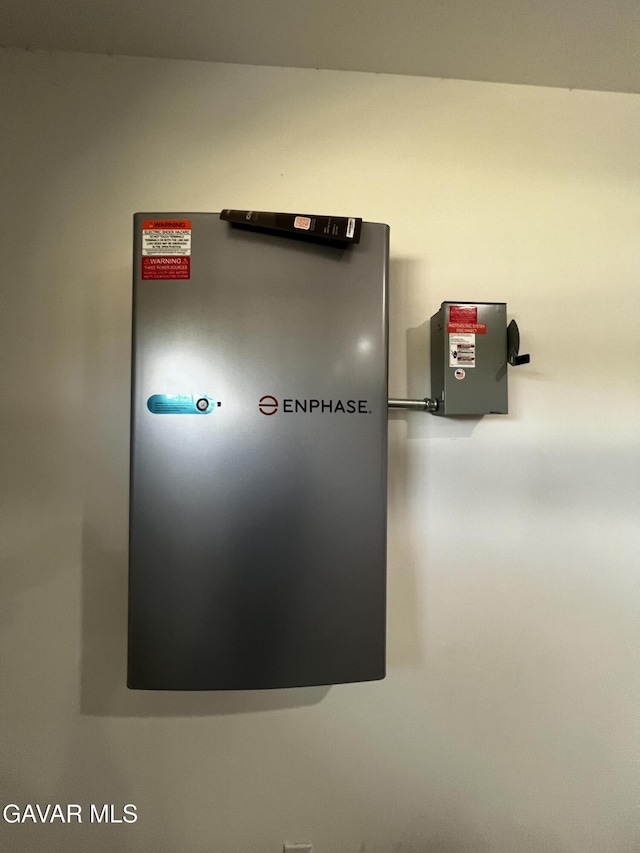 10165 E E Ave Unit S10, Littlerock, CA 93543 - detailed view of wall-mounted power storage