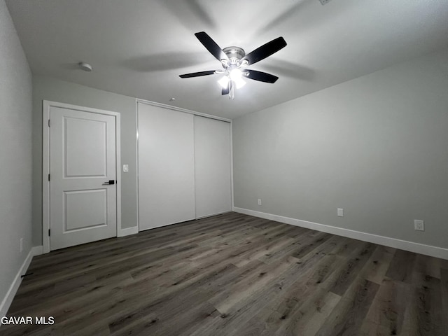 10165 E E Ave Unit S10, Littlerock, CA 93543 - unfurnished bedroom with wood finished floors, a closet, and ceiling fan