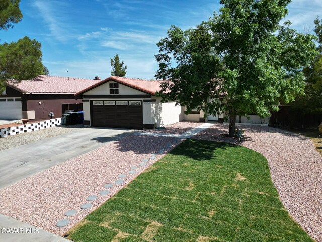 10779 Begonia St, Adelanto, CA 92301