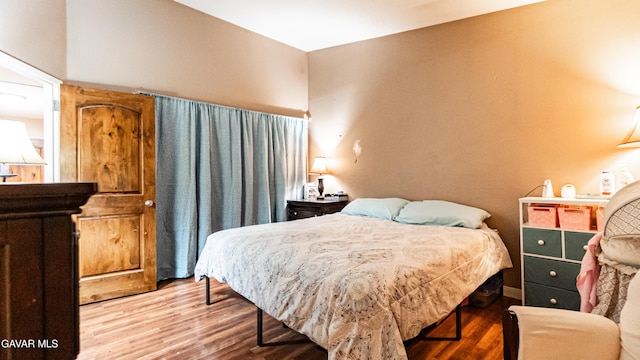 2839 Minford St, Lancaster, CA 93536 - bedroom featuring wood finished floors