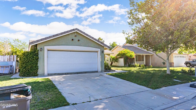 2839 Minford St, Lancaster, CA 93536 - ranch-style house with a front yard and stucco siding