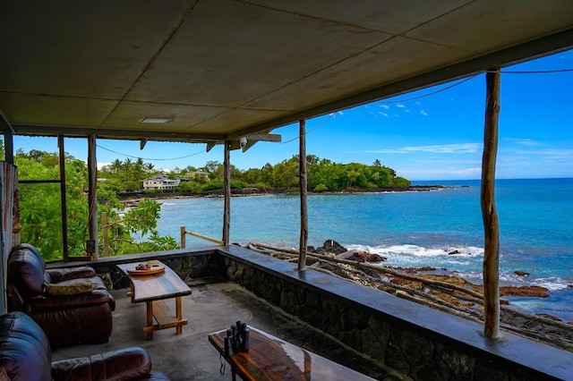 77-6300 Alii Dr, Kailua-Kona, HI 96740 - sunroom with a water view