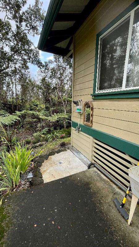 11-3324-A Mokuna St, Volcano, HI 96785 - view of side of property