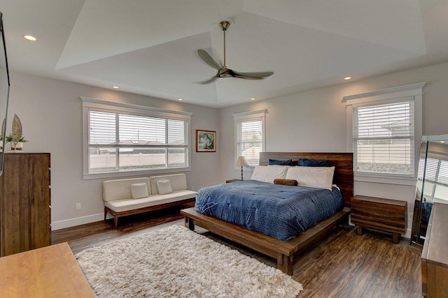 3047 Lou St, Hilo, HI 96720 - bedroom featuring wood finished floors, recessed lighting, baseboards, and ceiling fan