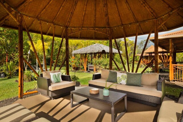 11-2888 Hibiscus St, Mountain View, HI 96771