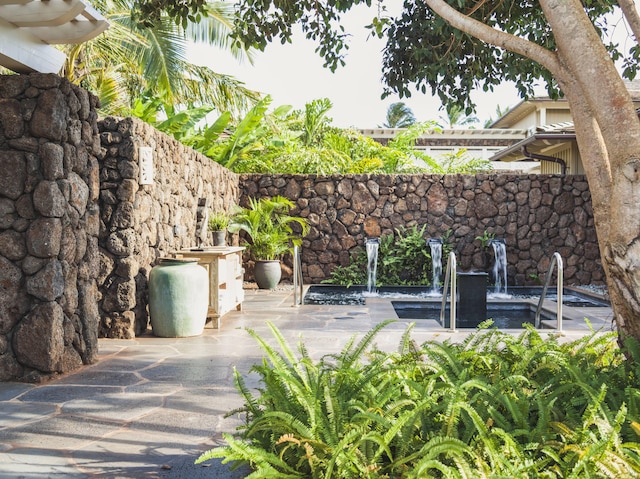 72 Holo Malanai St, Koloa, HI 96756