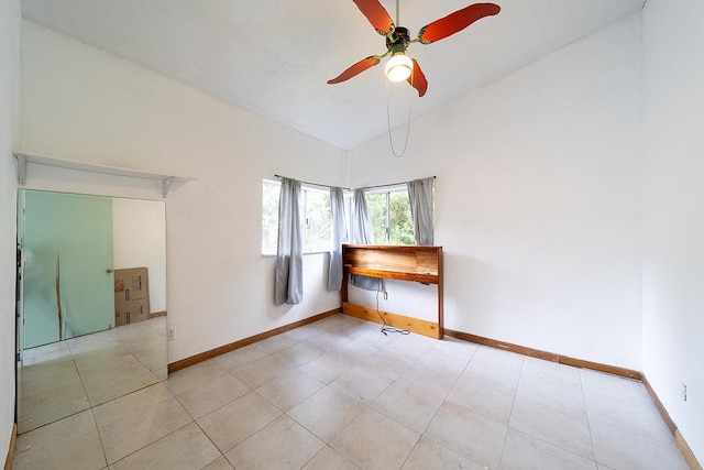 11-3171 Hibiscus St, Mountain View, HI 96771 - unfurnished room featuring vaulted ceiling, ceiling fan, and baseboards