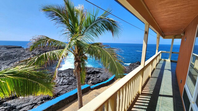 88-107 Kai Ave, Captain Cook, HI 96704 - balcony with a water view
