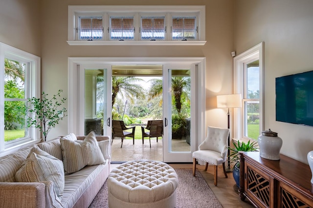28-3320 Beach Rd, Pepeekeo, HI 96783 - living room with healthy amount of natural light and a towering ceiling