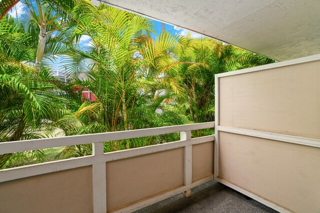 525 Aleka Lp Unit A3, Kapaa, HI 96746 - view of balcony