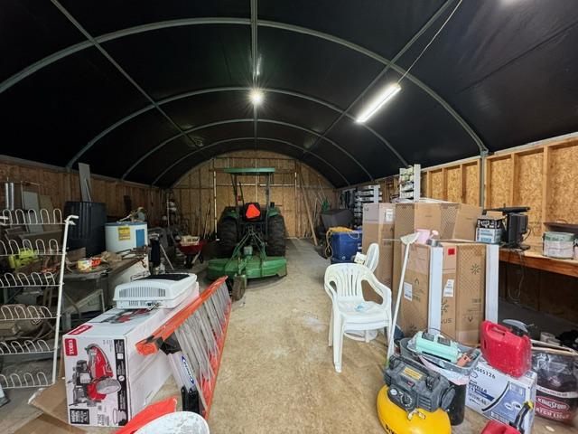 17-7860 Kulani Rd, Mountain View, HI 96771 - miscellaneous room featuring a garage