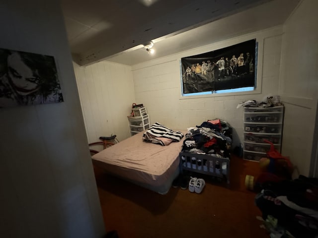 27-292 Old Mamalahoa Hwy, Papaikou, HI 96781 - bedroom featuring concrete block wall