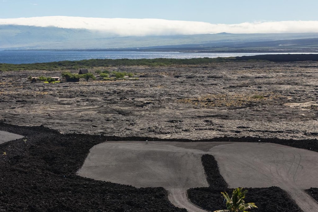 72-709 Kipuka Oweowe Pl, Kailua-Kona, HI 96740