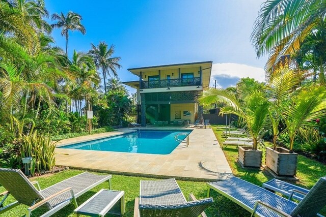 5-7130 Kuhio Hwy Unit B3, Hanalei, HI 96722 - swimming pool featuring a patio area
