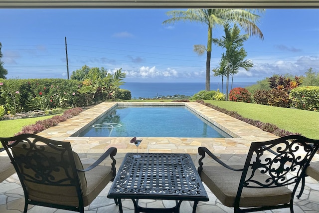 76-149 Kamehamalu St, Kailua-Kona, HI 96740 - outdoor pool with a patio