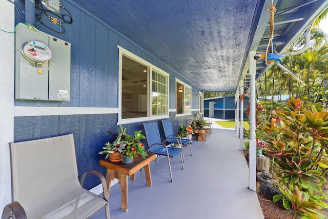 15-2059 10th Ave, Keaau, HI 96749 - view of porch