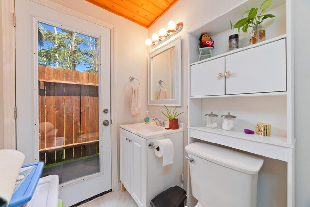 15-2059 10th Ave, Keaau, HI 96749 - half bath featuring vanity and toilet