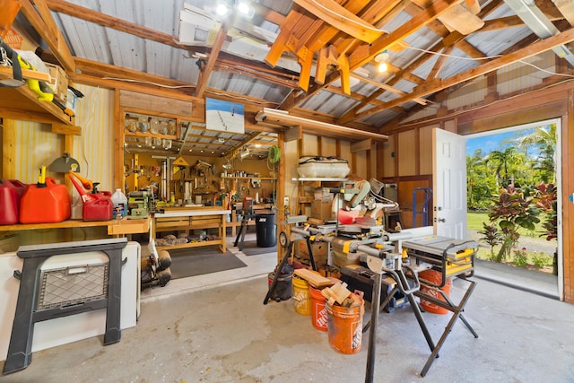 15-2059 10th Ave, Keaau, HI 96749 - garage with a workshop area