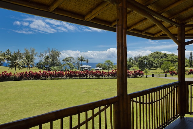 28-3033 Beach Rd, Pepeekeo, HI 96783 - view of green lawn featuring a water view