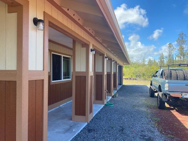 15-1852 33rd Ave, Keaau, HI 96749 - view of side of property