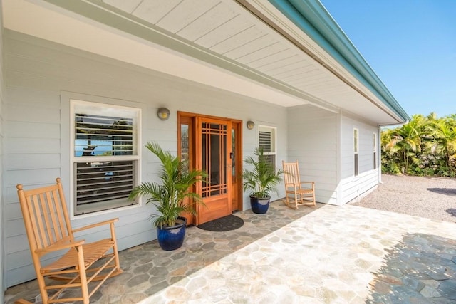 76-135 Kamehamalu St, Kailua-Kona, HI 96740 - doorway to property featuring a porch