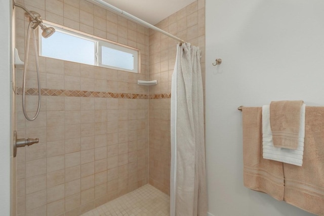 76-135 Kamehamalu St, Kailua-Kona, HI 96740 - full bathroom with a tile shower