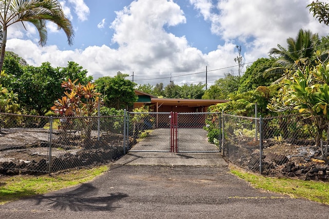 15-2026 33rd Ave, Keaau, HI 96749 - gate featuring a fenced front yard