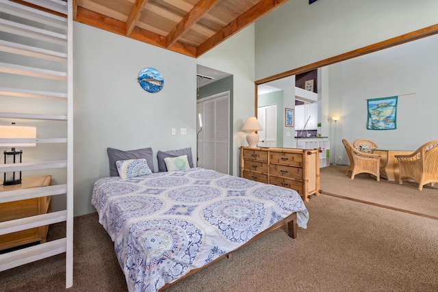 78-6800 Alii Dr Unit 6301, Kailua-Kona, HI 96740 - bedroom featuring carpet flooring and wooden ceiling