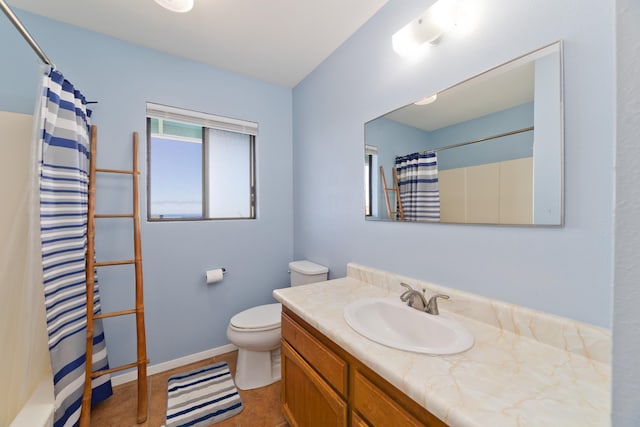 88-198 Aoao Ave, Captain Cook, HI 96704 - bathroom with vanity, toilet, a shower with curtain, and baseboards