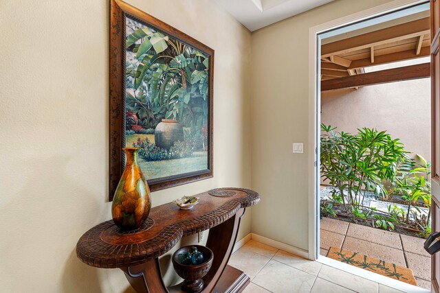 68-1125 N Kaniku Dr Unit 2002, Kamuela, HI 96743 - entryway featuring baseboards and light tile patterned floors
