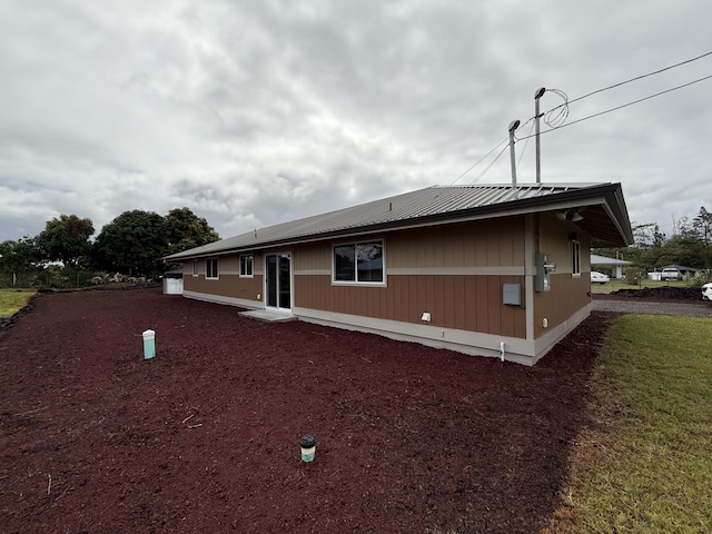 16-2051 Hale Way, Pahoa, HI 96778 - back of house with a metal roof