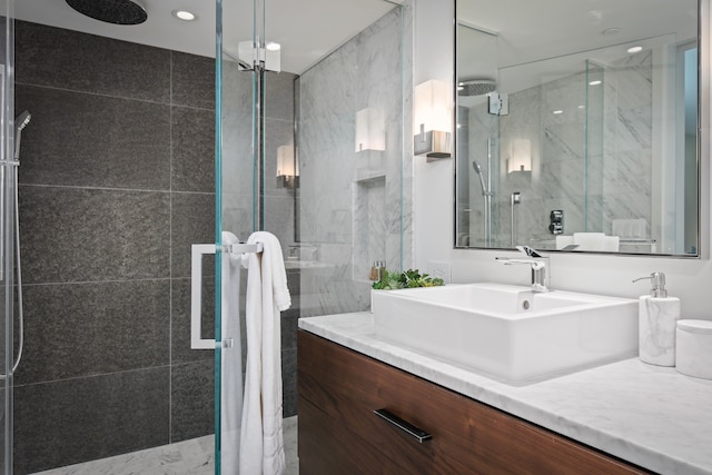 66-84 Kaunaoa Dr Unit C33, Kamuela, HI 96743 - full bath featuring a shower stall, vanity, and recessed lighting
