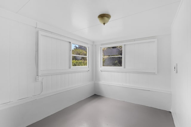 217 Haihai St, Hilo, HI 96720 - spare room with concrete flooring