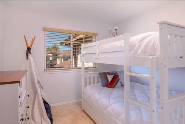 69-555 Waikoloa Beach Dr Unit 2105, Waikoloa, HI 96738 - bedroom featuring baseboards