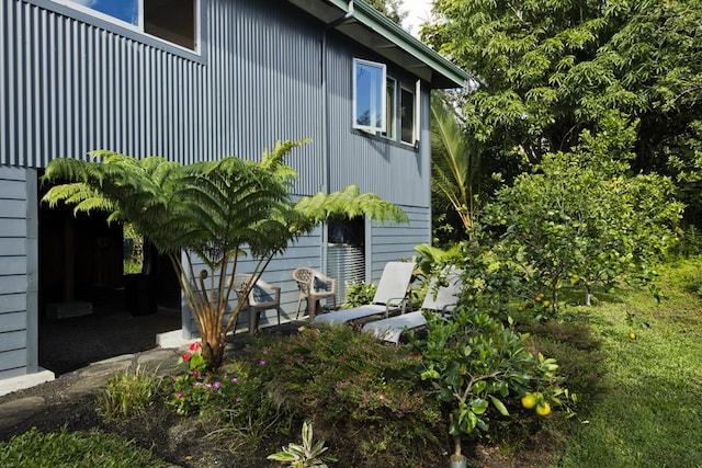 12-7002 Hoeunalu St, Pahoa, HI 96778 - view of side of property featuring a balcony