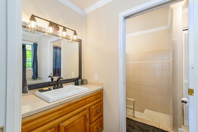 77-6469 Marlin Rd, Kailua-Kona, HI 96740 - bathroom featuring vanity, crown molding, walk in shower, and a closet