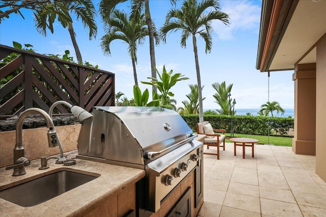 78-7024 Ola Mau St, Kailua-Kona, HI 96740 - view of patio featuring a sink and an outdoor kitchen