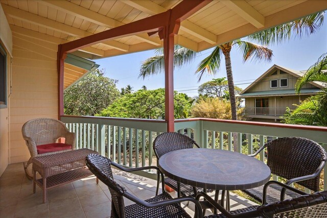 82-6289 Kahauloa St, Captain Cook, HI 96704 - balcony with outdoor dining space