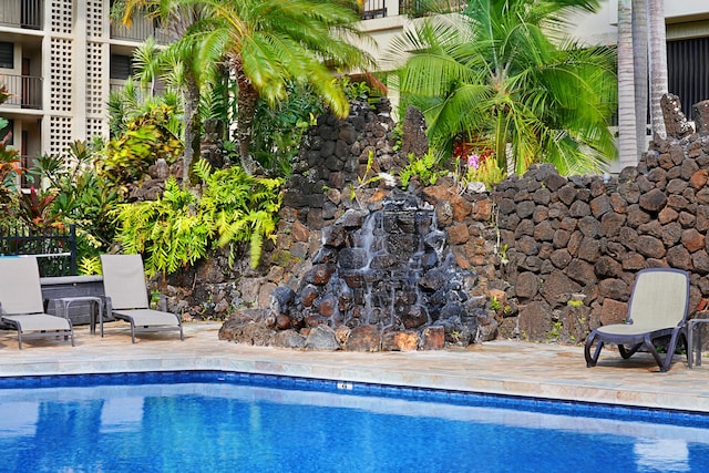 5061 Lawai Rd Unit 323, Koloa, HI 96756 - swimming pool with a patio